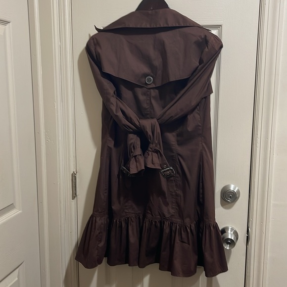 Beautiful Bebe trench coat - Picture 4 of 9